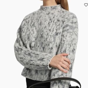 NWOT Vince Abstract Onyx Jacquard Sweater Size: XS  Cabincore Cozy Luxury